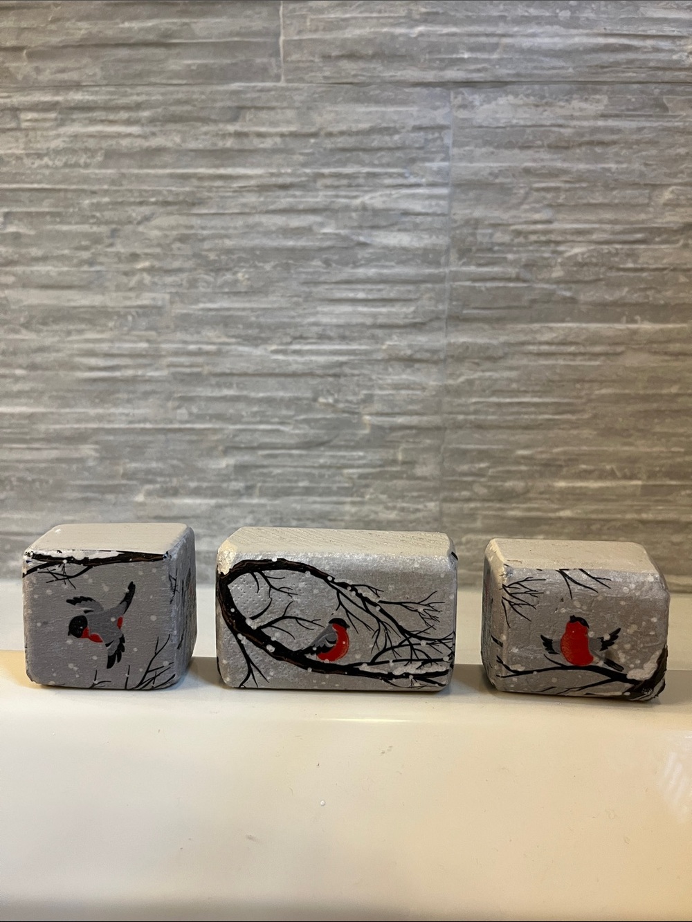 Gray Wooden Blocks with Red Bird Accent - Home Art Set